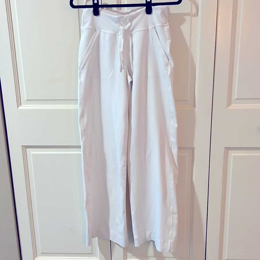 Lululemon wide leg pant